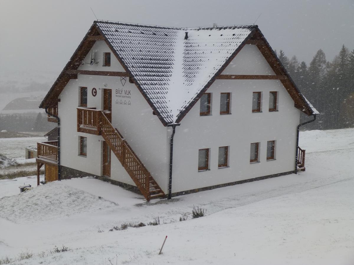 Horske Apartmany Bily Vlk Vaclavov u Bruntalu Luaran gambar