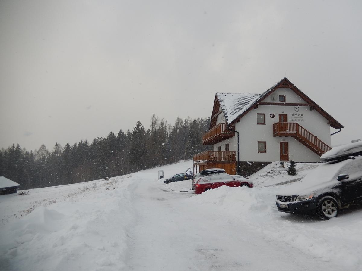 Horske Apartmany Bily Vlk Vaclavov u Bruntalu Luaran gambar